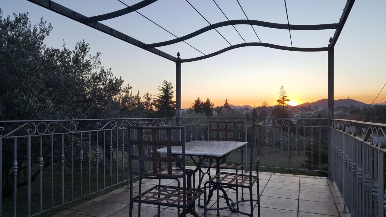 Le Relais Fleuri Hotel Ales Luaran gambar