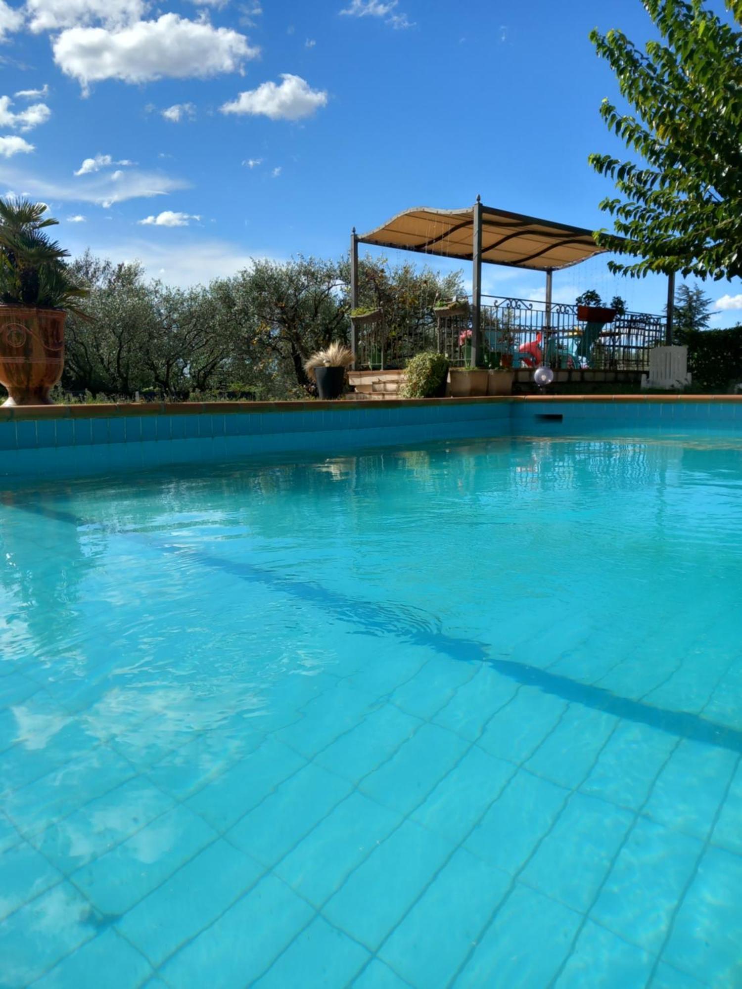 Le Relais Fleuri Hotel Ales Luaran gambar